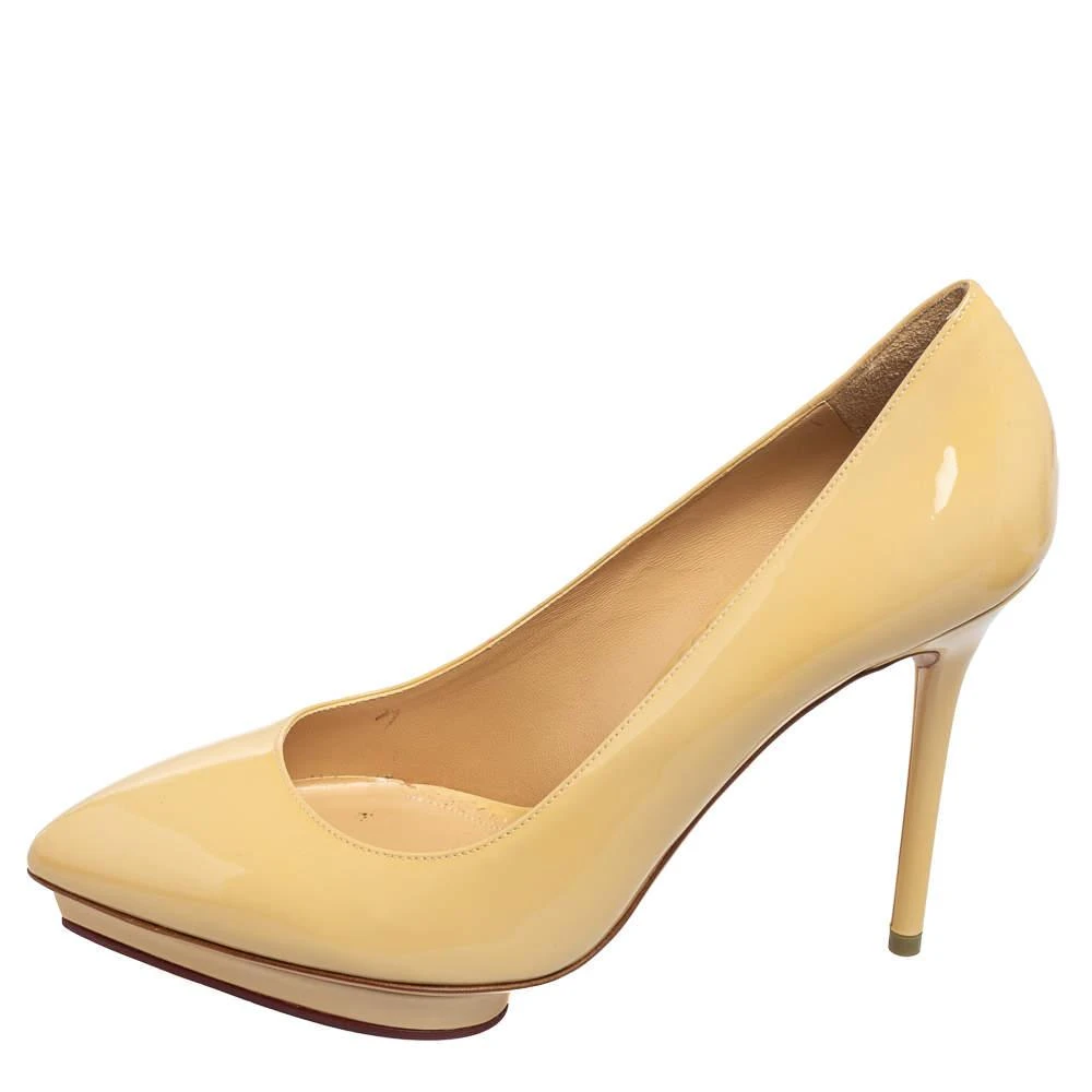 商品[二手商品] Charlotte Olympia|Charlotte Olympia Light Yellow Patent Leather Debbie Platform Pumps Size 38,价格¥1233,第2张图片详细描述