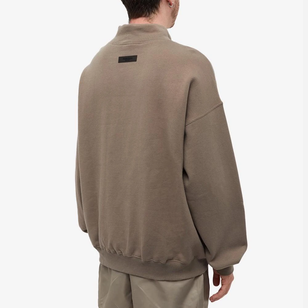 商品Essentials|Fear of God ESSENTIALS Logo Mock Neck Sweat - Desert Taupe,价格¥516,第3张图片详细描述