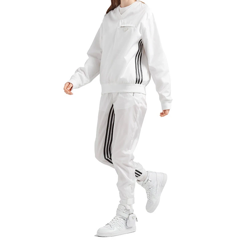 商品Prada|【预售3-7天】普拉达  ADIDAS联名系列 男女同款白色再生尼龙卫衣UJL206_1WQ8_F0AA1_S_212,价格¥9177,第4张图片详细描述