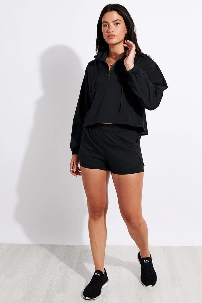 商品Girlfriend Collective|Hummingbird Half Zip Windbreaker - Black,价格¥590,第2张图片详细描述