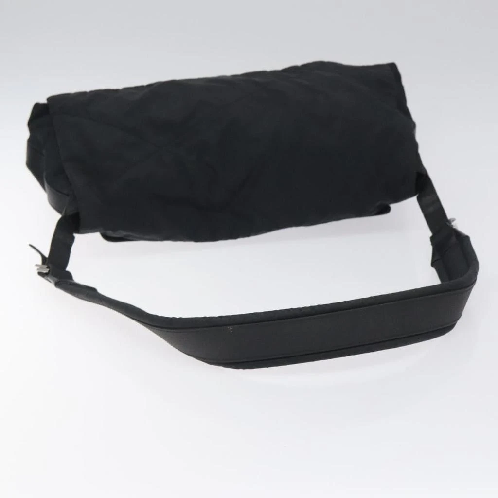商品[二手商品] Salvatore Ferragamo|Nylon Shoulder Bag (Pre-Owned),价格¥2076,第5张图片详细描述