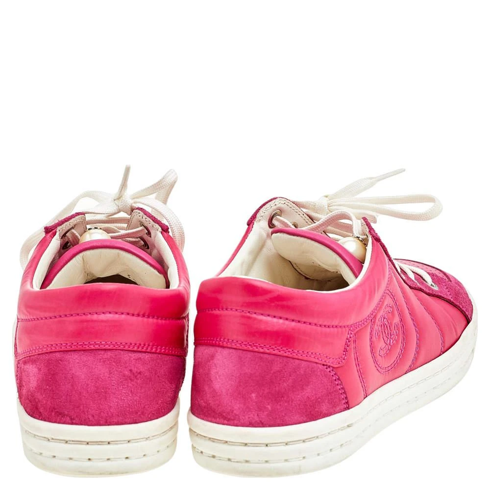 商品[二手商品] Chanel|Chanel Pink Leather, Suede And Nylon CC Pearl Low Top Sneakers Size 35.5,价格¥1753,第5张图片详细描述