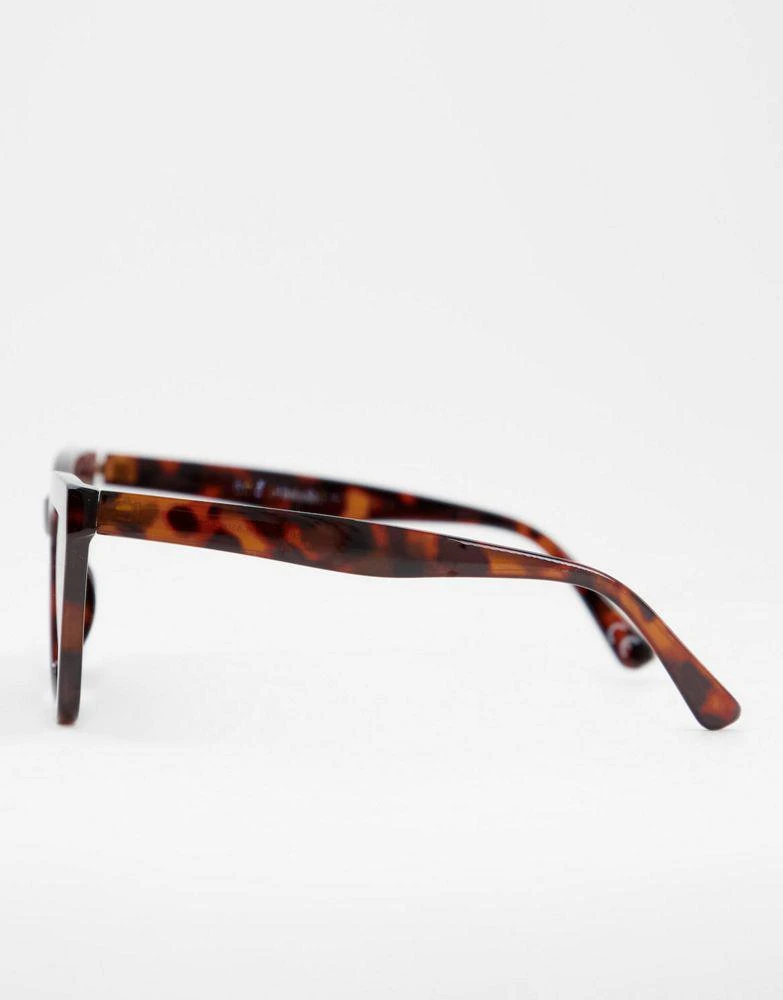 商品ASOS|ASOS DESIGN angular frame cat eye sunglasses in tort,价格¥58,第2张图片详细描述