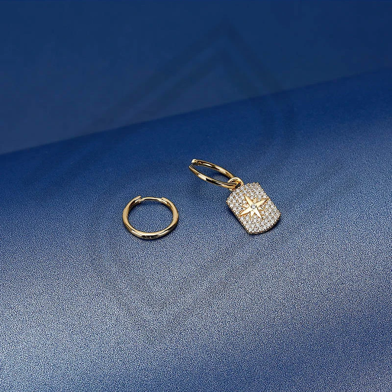 APM Monaco不对称闪亮镶星星耳环 时尚气质简约 AE11858OXY 商品