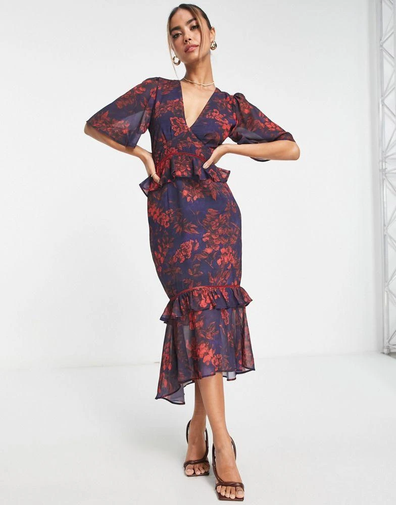 商品Hope & Ivy|Hope & Ivy ruffle midi dress in navy and red floral,价格¥742,第1张图片