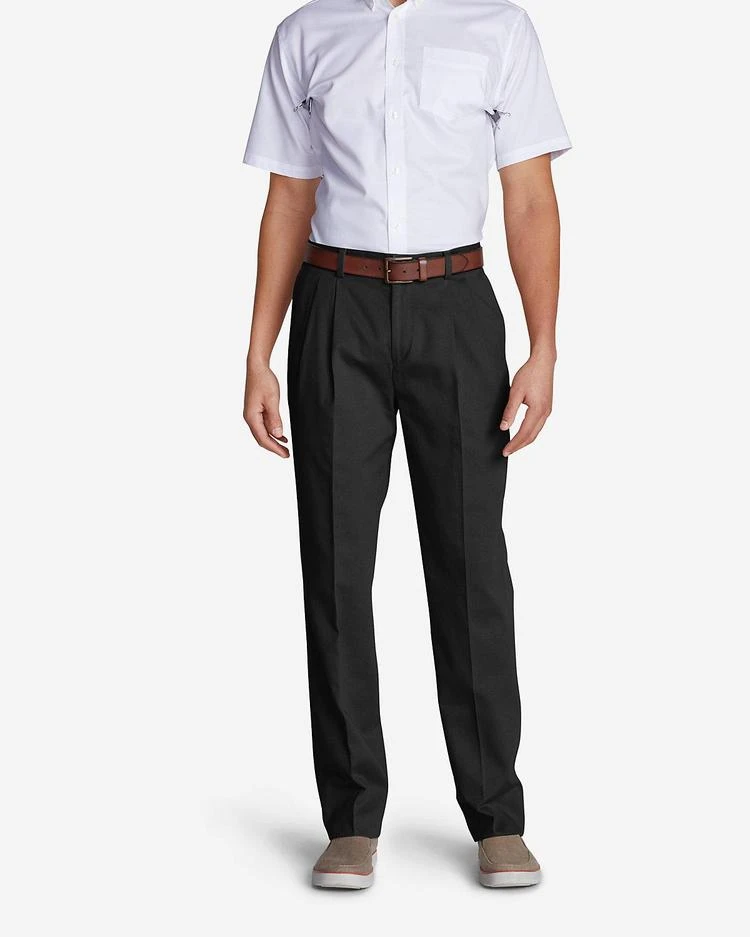 商品Eddie Bauer|Men&#39;s Wrinkle-Free Classic Fit Pleated Casual Performance Chino Pants,价格¥298,第2张图片详细描述