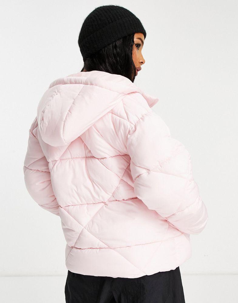 商品ASOS|ASOS DESIGN Petite quilted puffer jacket in baby pink,价格¥479,第4张图片详细描述