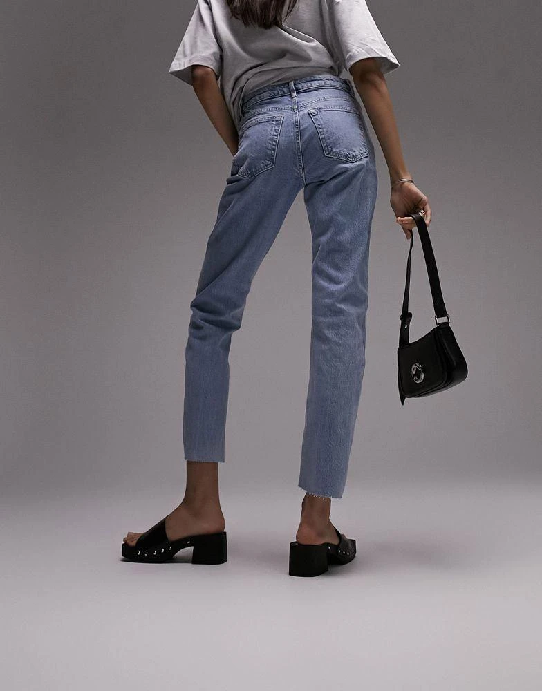 商品Topshop|Topshop mid rise straight jeans with raw hem in bleach,价格¥221,第3张图片详细描述