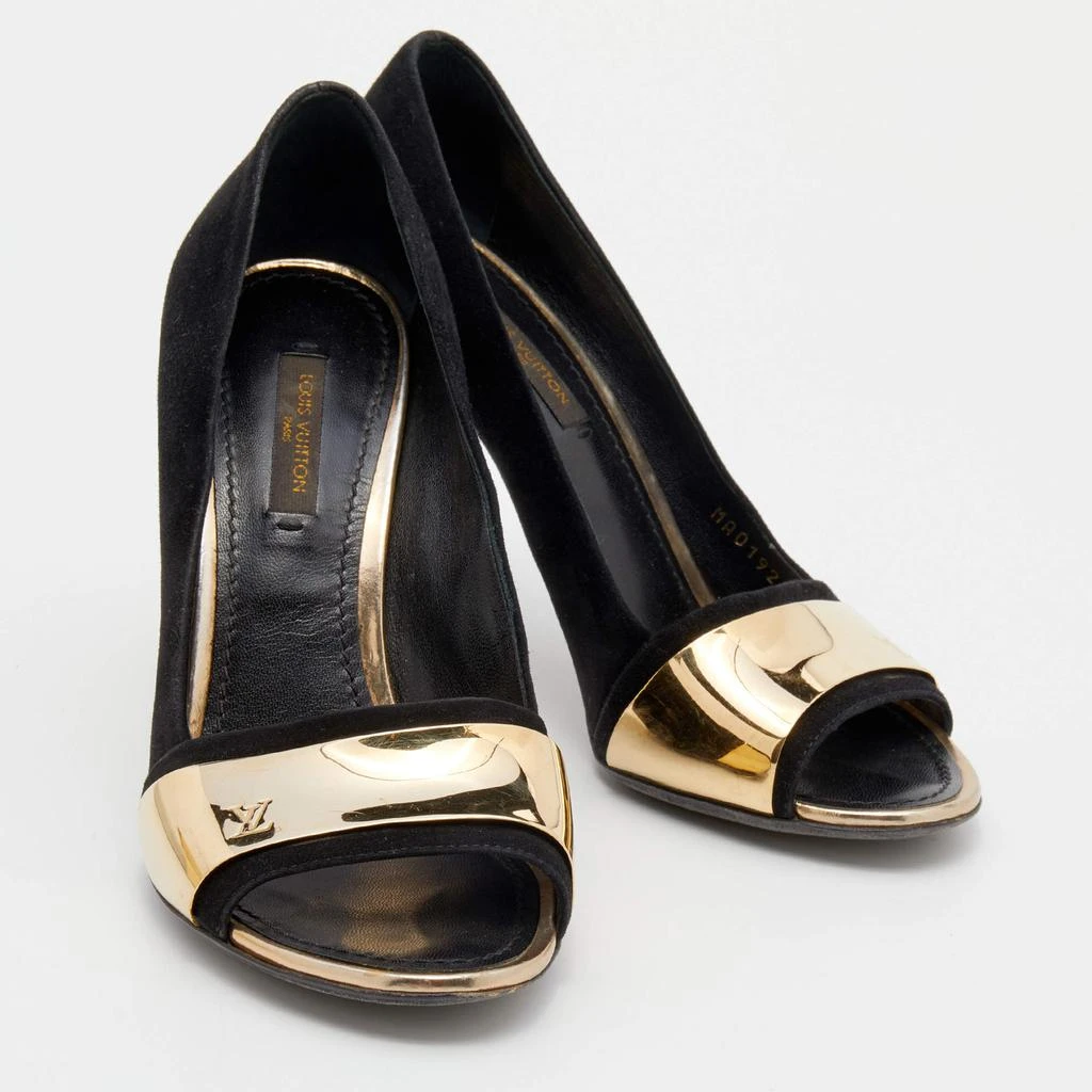 商品[二手商品] Louis Vuitton|Louis Vuitton Black Suede Gold Plate Peep Toe Pumps Size 36.5,价格¥3516,第4张图片详细描述