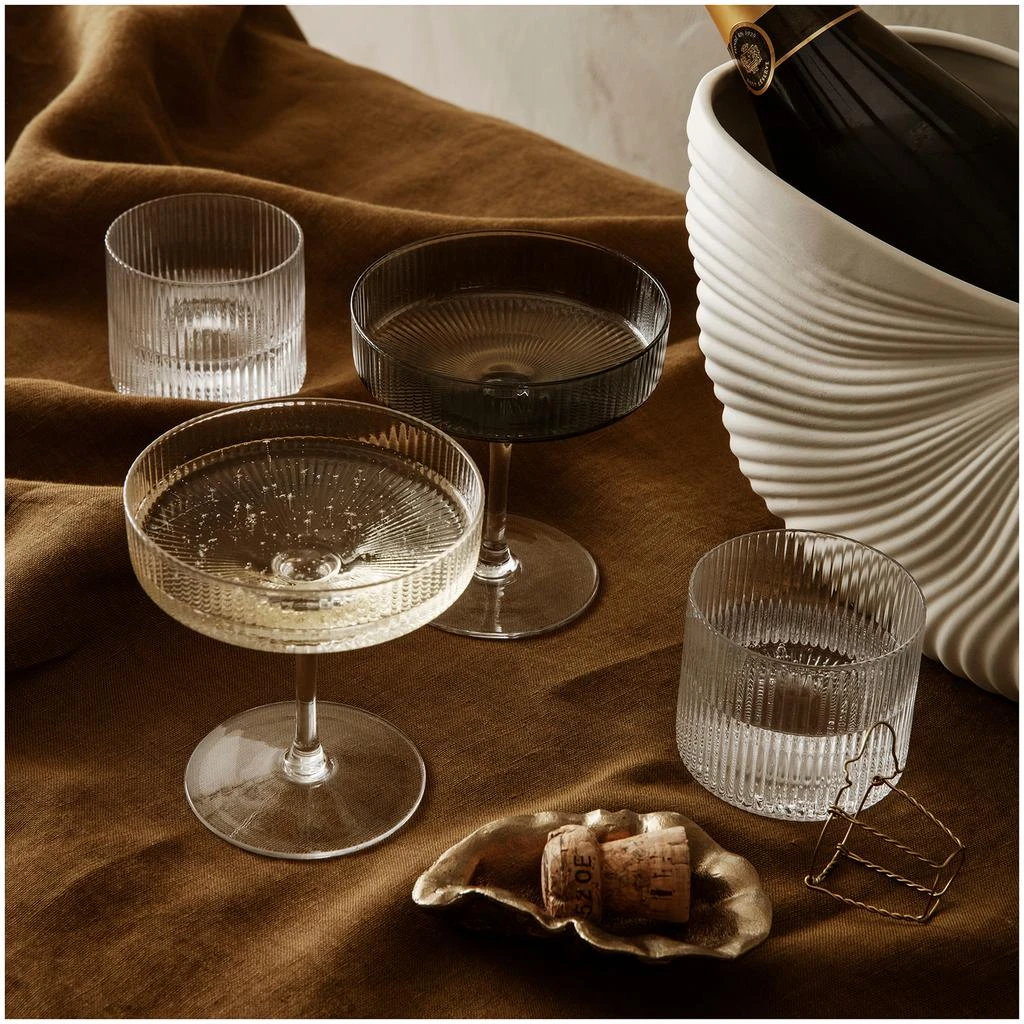 商品Ferm Living|Ferm Living Ripple Low Glasses - Set of 4 - Clear,价格¥313,第4张图片详细描述