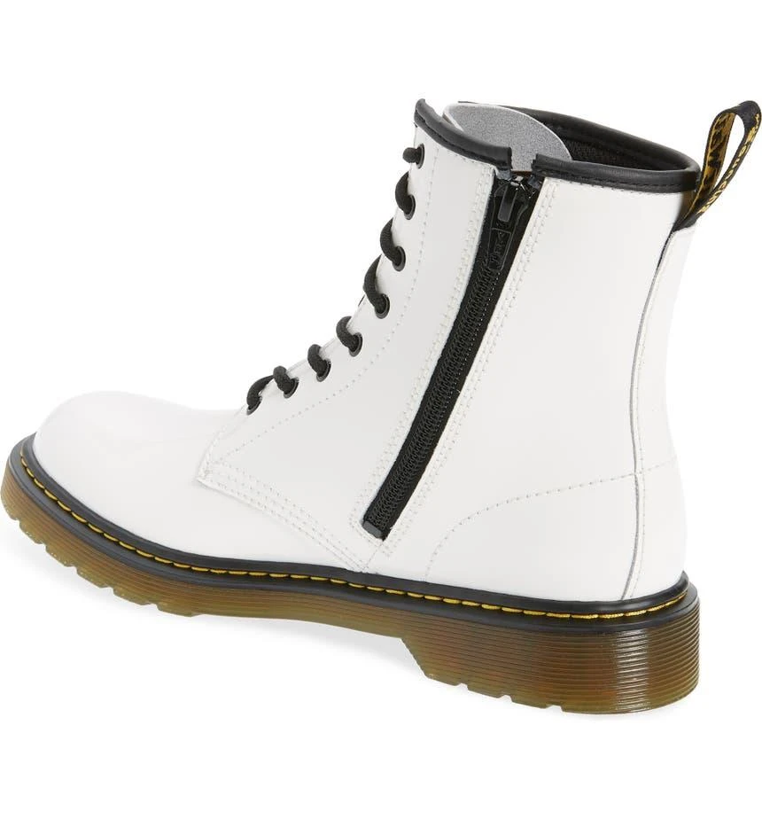 商品Dr. Martens|Combs Junior Boot,价格¥367,第2张图片详细描述