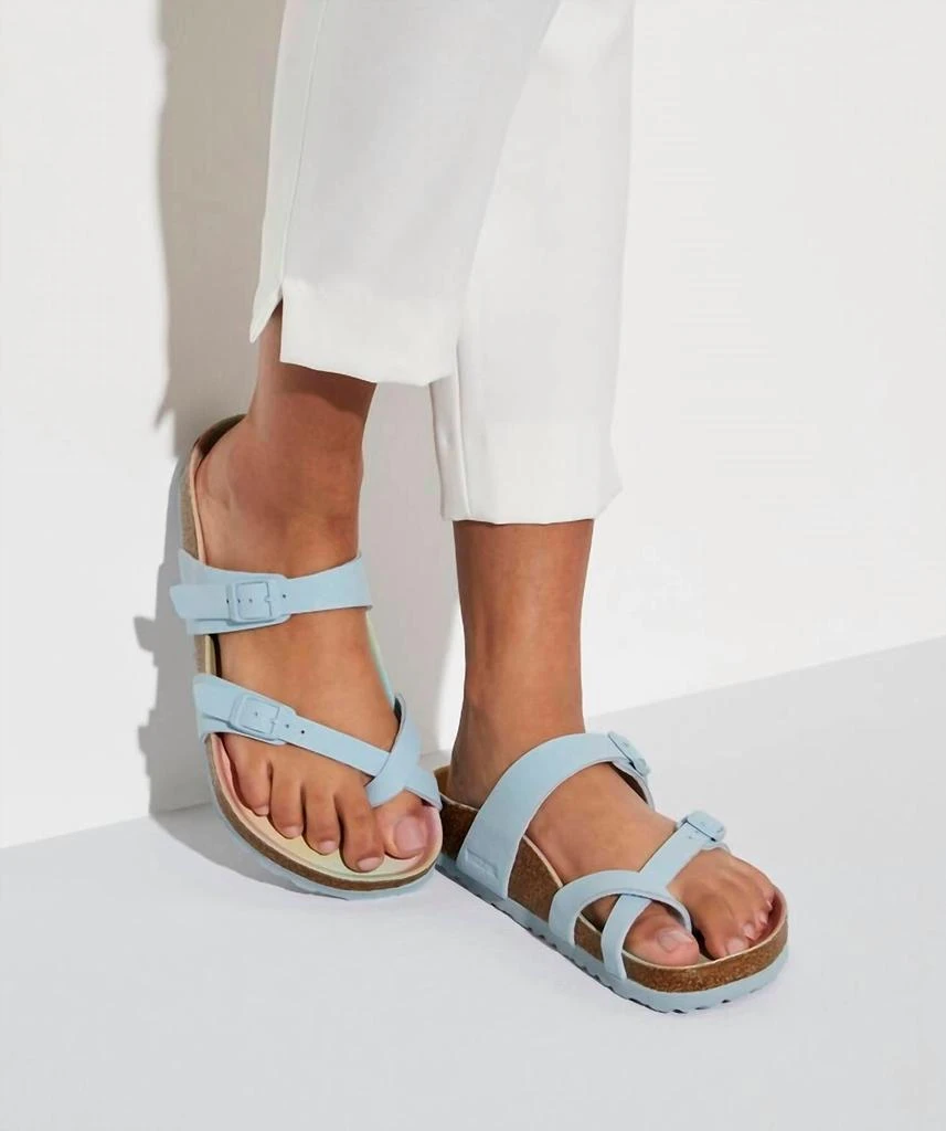 商品Birkenstock|Mayari Vegan Slide in Ombre Sky Blue,价格¥708,第1张图片