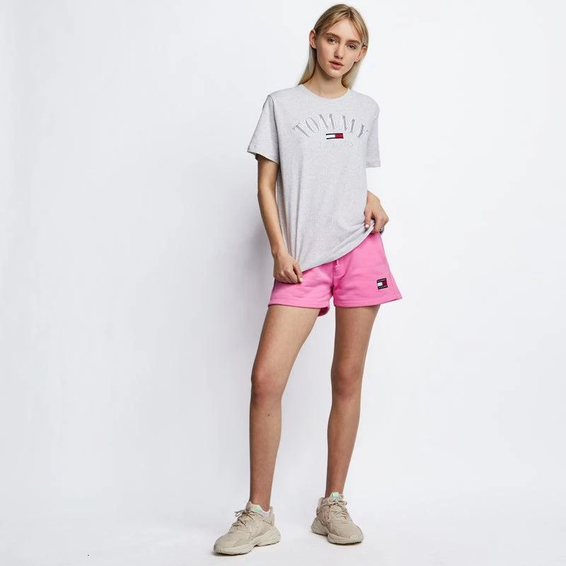 商品Tommy Hilfiger|Tommy Jeans Shortsleeve - Women T-Shirts,价格¥330,第2张图片详细描述