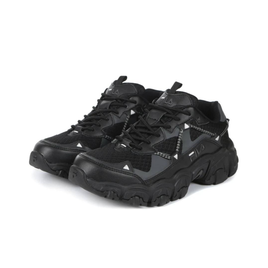 商品Fila|【享贝家】ZY -（预售款） 斐乐 Fila 黑色猫爪 透气跑鞋 运动鞋 韩版 新款 男女同款（10-15天内发货）  1JM02570F-001,价格¥305,第1张图片