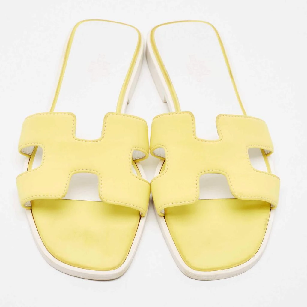商品[二手商品] Hermes|Hermes Yellow Fabric Oran Flat Slides Size 37,价格¥3735,第3张图片详细描述