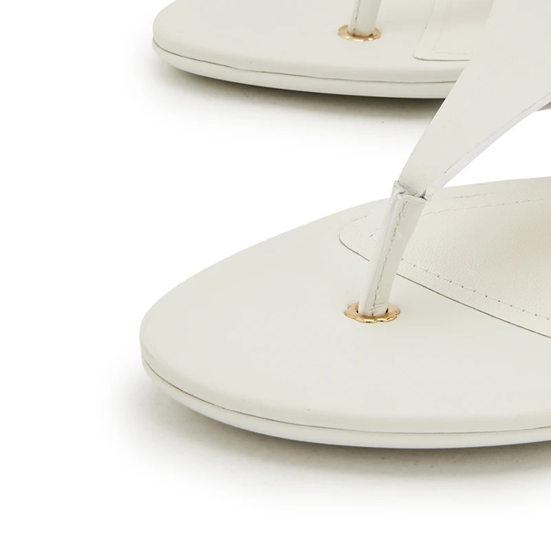 SALVATORE FERRAGAMO 白色女士露趾平底拖鞋 0684829 商品