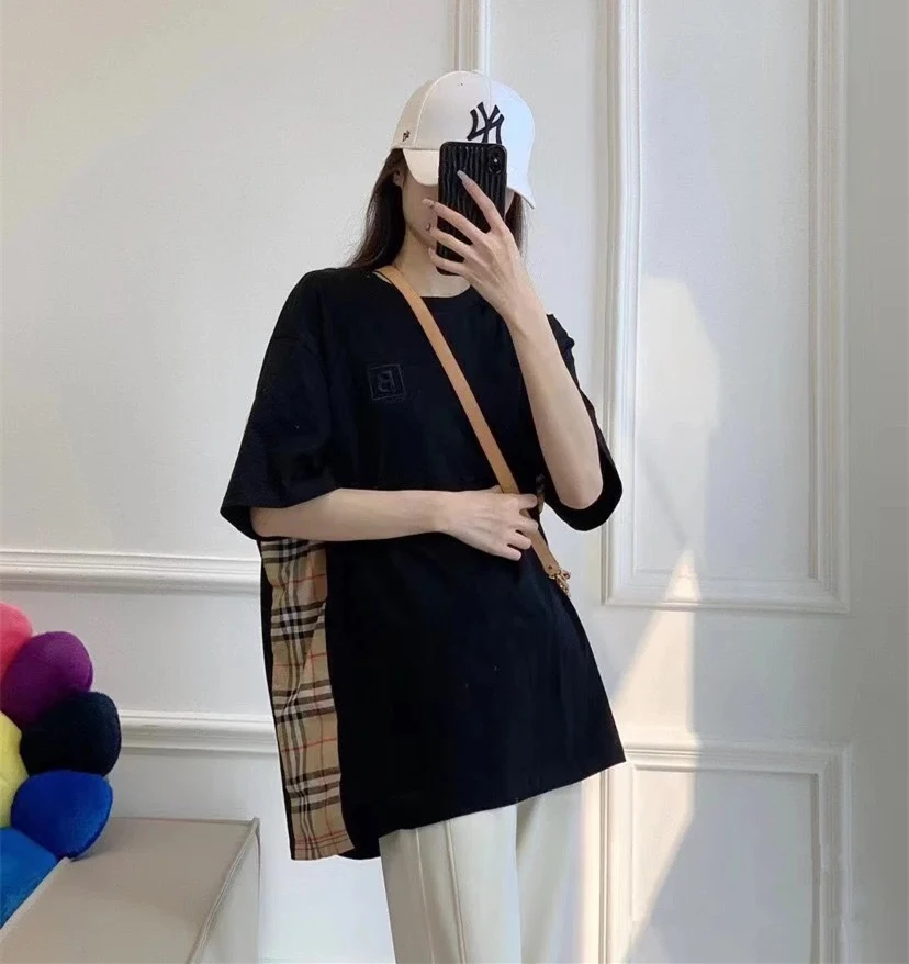 【现货速发】BURBERRY/博柏利 女士黑色棉质侧边格纹图B字刺绣T恤80808521 商品