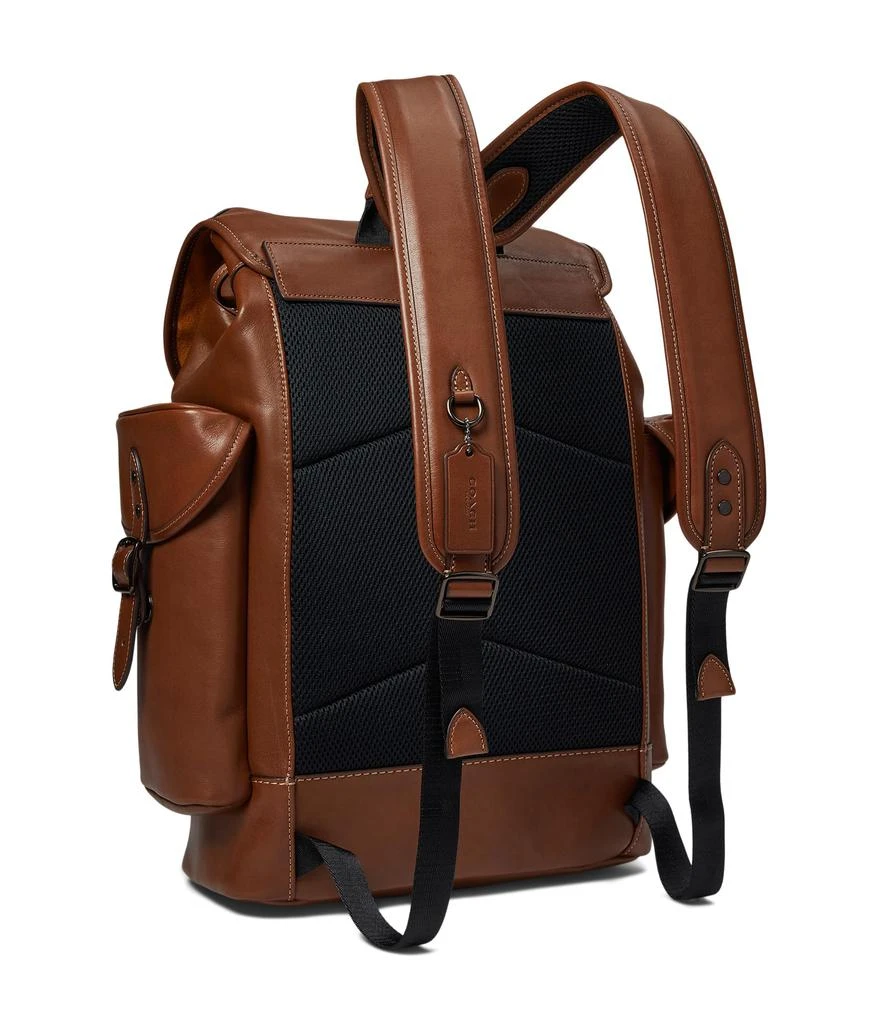 商品Coach|Hitch Backpack in Sport Calf,价格¥5699,第2张图片详细描述