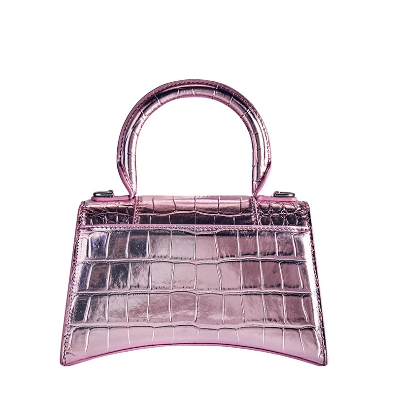 商品Balenciaga|【预售3-7天】Balenciaga/巴黎世家 22春夏新款HOURGLASS系列 女士XS款粉色金属质感鳄鱼压纹小牛皮单肩斜挎手提沙漏包5928331S4RY6202,价格¥15116,第4张图片详细描述
