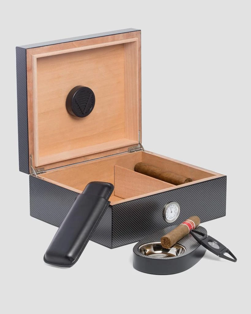 商品Bey-Berk|Carbon Fiber Cigar Humidor & Accessories Set,价格¥1711,第4张图片详细描述