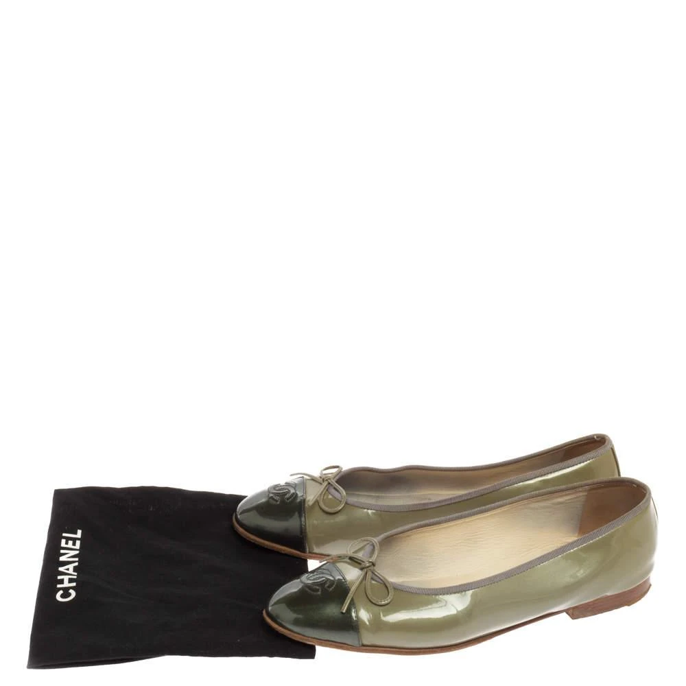 Chanel Two-Tone Patent Leather CC Cap Toe Bow Ballet Flats Size 40 商品