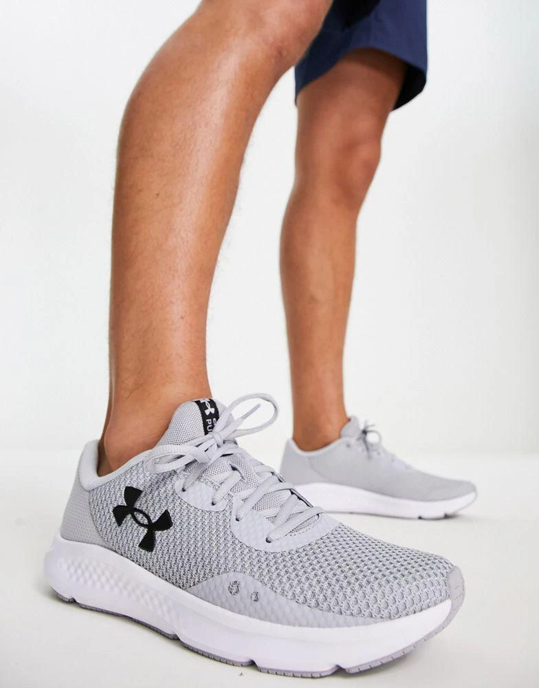 商品Under Armour|Under Armour Run Charged Pursuit 3 trainers in grey,价格¥399,第3张图片详细描述