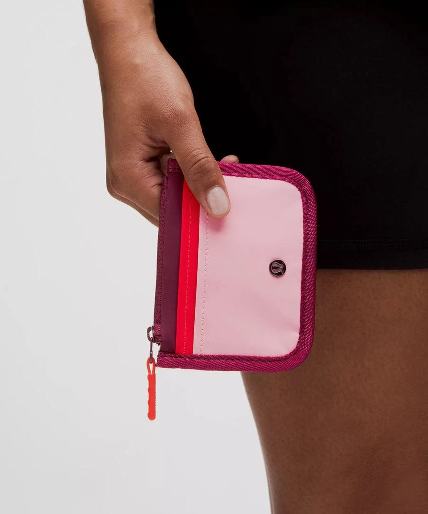 商品Lululemon|True Identity Card Case,价格¥160,第2张图片详细描述