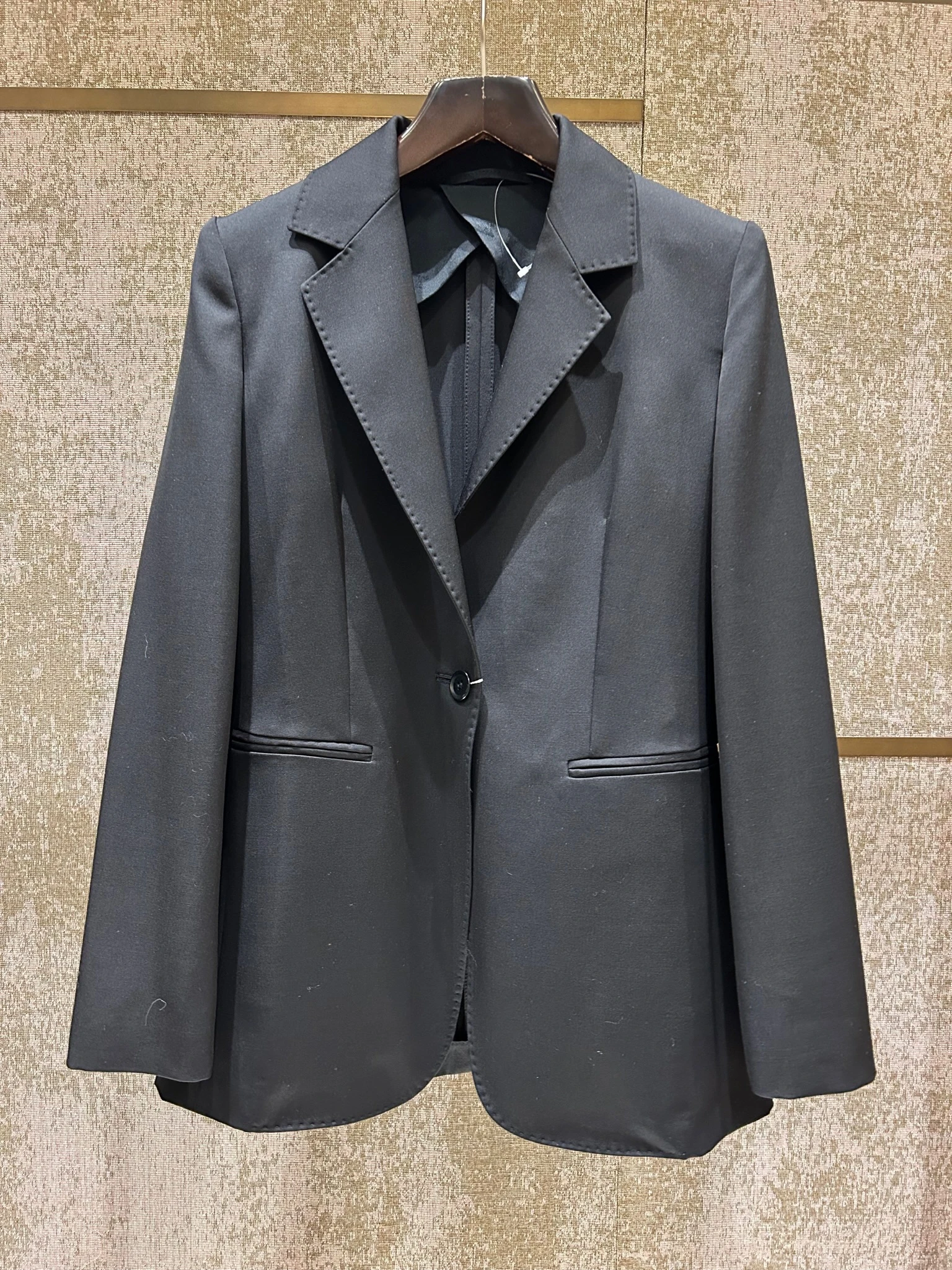 商品Max Mara|Max Mara 2024春夏纯色羊毛西装外套 SANDALO 1041204106,价格¥6428,第1张图片