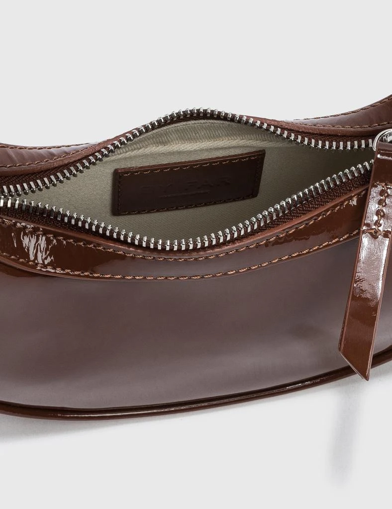 商品by FAR|MINI SOHO CHOCOLATE PATENT LEATHER,价格¥1594,第4张图片详细描述