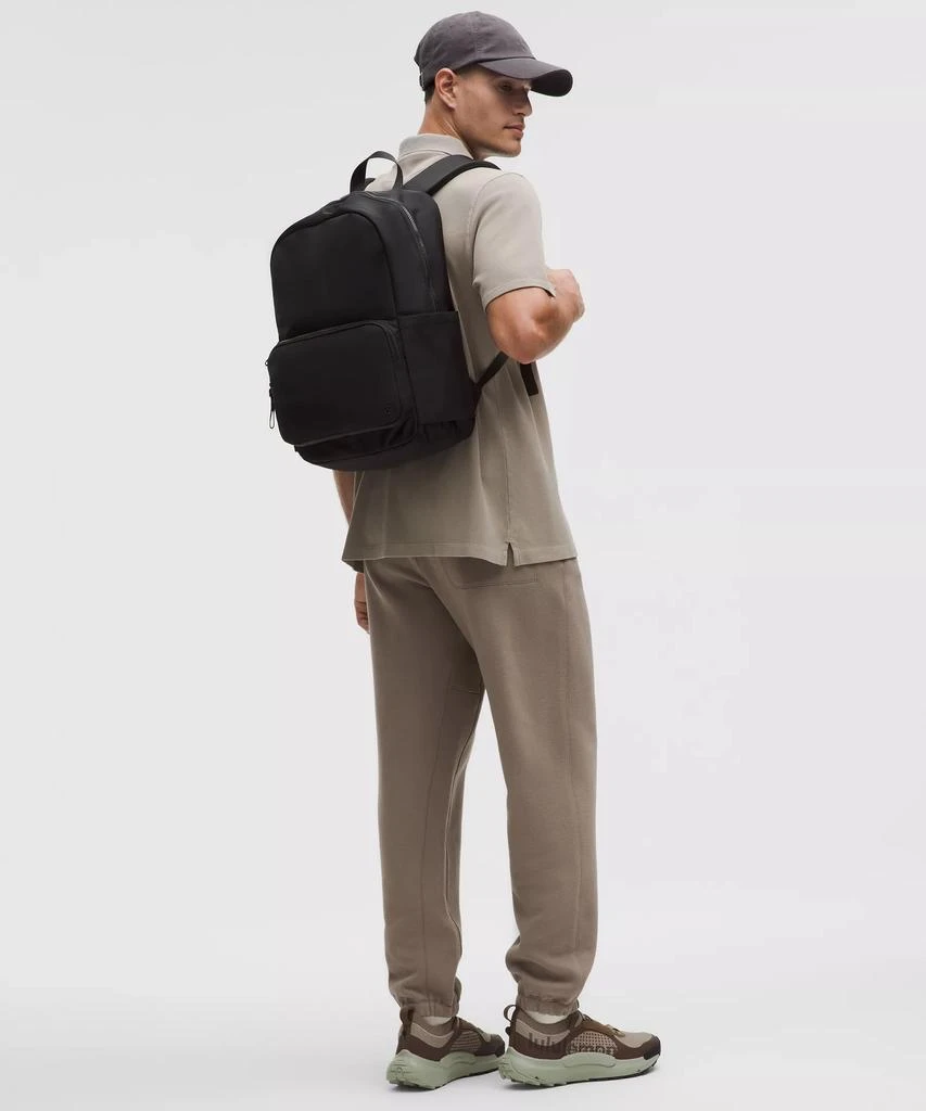 Everywhere Backpack 22L 商品