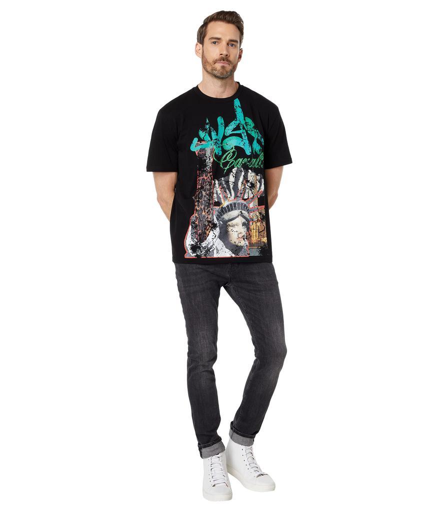商品Just Cavalli|Crew Neck Cotton T-Shirt with "Liberty Graffiti" Graphic,价格¥1357,第6张图片详细描述