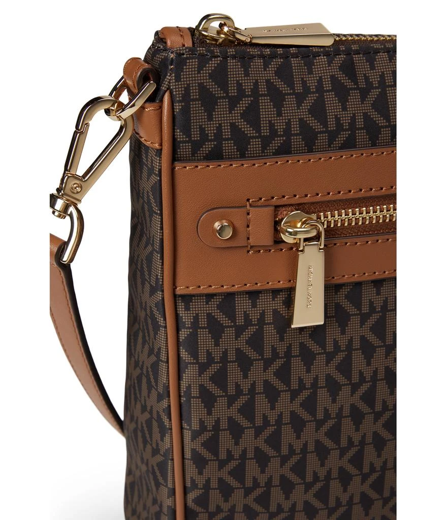 商品Michael Kors|Jet Set Charm Large North/South Crossbody,价格¥1026,第4张图片详细描述