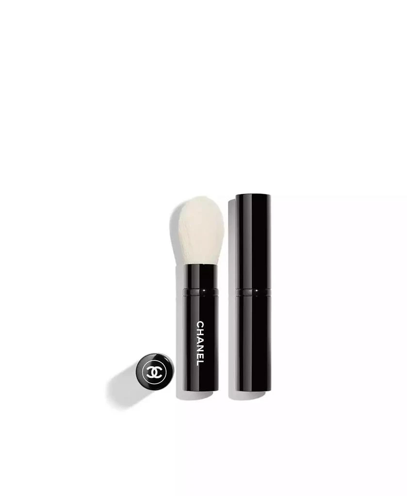 商品Chanel|Retractable Highlighter Brush N°111,价格¥321,第1张图片