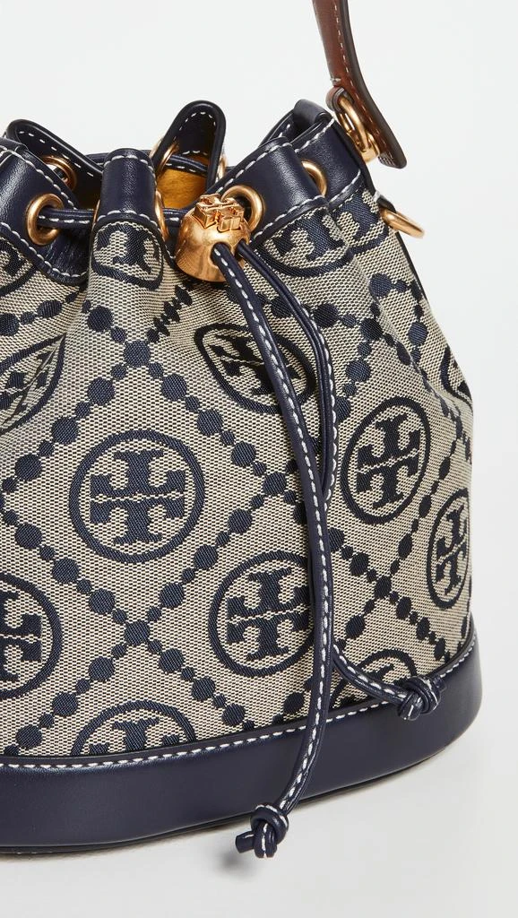 商品Tory Burch|Tory Burch 汤丽柏琦 T 交织字母提花水桶包,价格¥3552,第4张图片详细描述