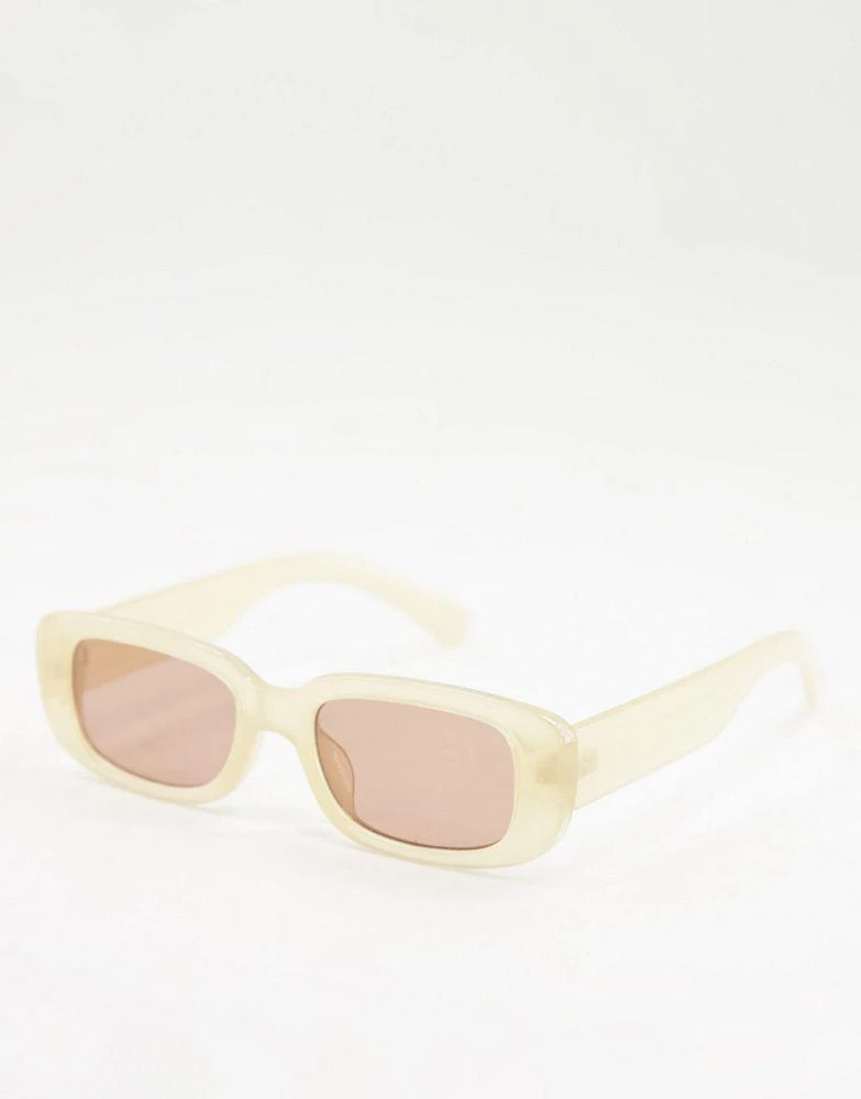 商品ASOS|ASOS DESIGN mid rectangle sunglasses in yellow with tinted lens,价格¥67,第1张图片