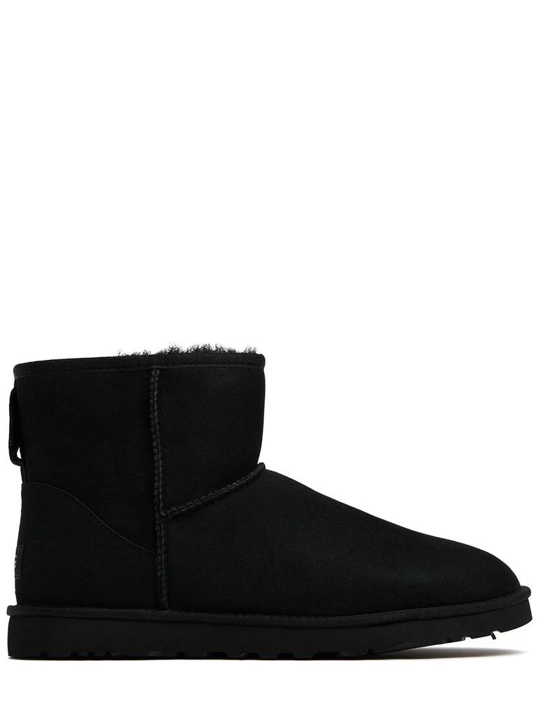 商品UGG|10mm Classic Mini Shearling Boots,价格¥1462,第1张图片