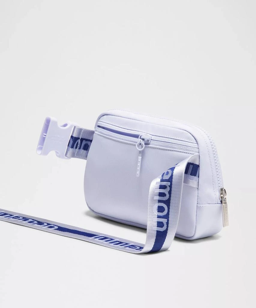 Everywhere Belt Bag 1L *Wordmark 商品