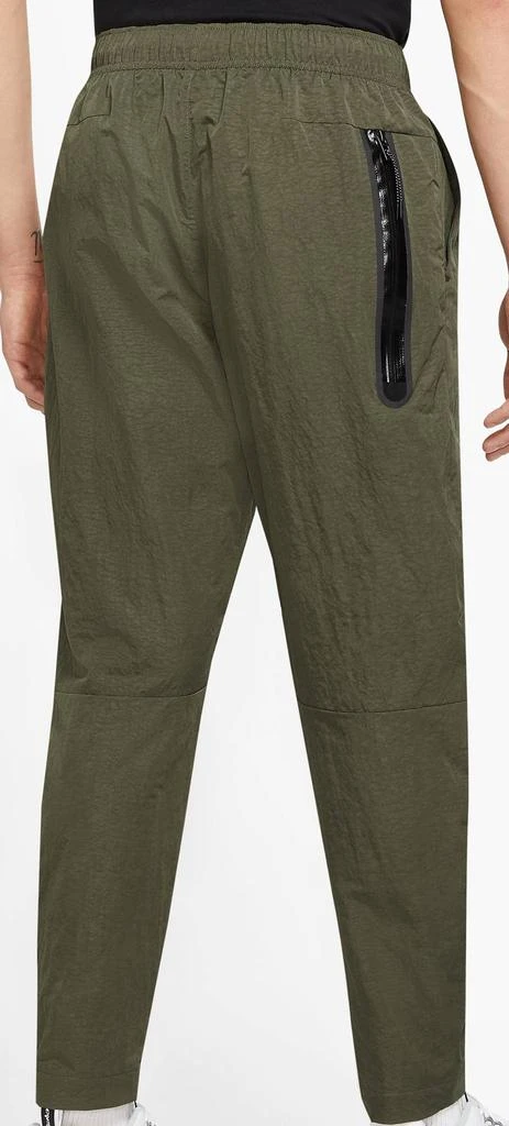 商品NIKE|Nike Sportswear Tech Essentials Men's Unlined Woven Joggers,价格¥689,第2张图片详细描述