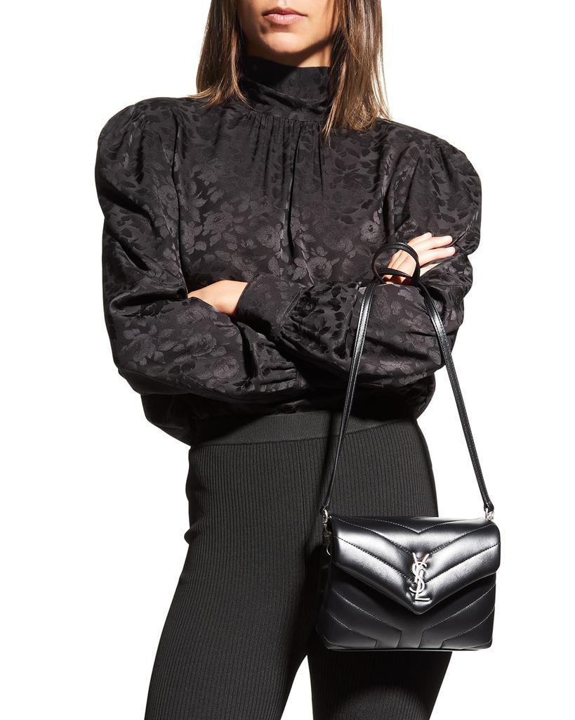 商品Yves Saint Laurent|Loulou Toy Matelasse Calfskin V-Flap Crossbody Bag,价格¥13862,第4张图片详细描述