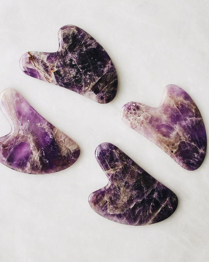 商品Mount Lai|The Amethyst Gua Sha Facial Lifting Tool,价格¥303,第4张图片详细描述