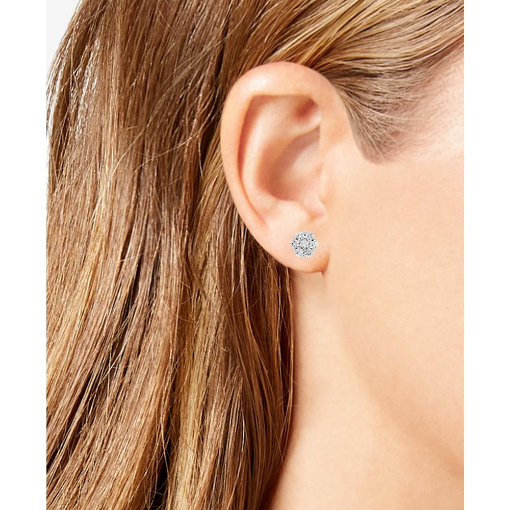Diamond Cluster Stud Earrings (5/8 ct. t.w.) in 14k White Gold商品第2张图片规格展示