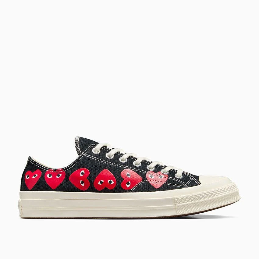 商品Comme des Garcons|COMME DES GARCONS PLAY X CONVERSE CHUCK 70 MULTI HEART LOW TOP,价格¥567,第1张图片