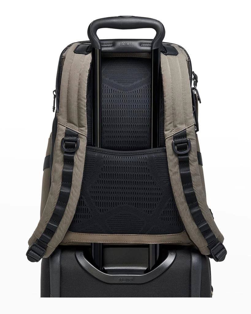 商品Tumi|Navigation Backpack,价格¥4094,第4张图片详细描述