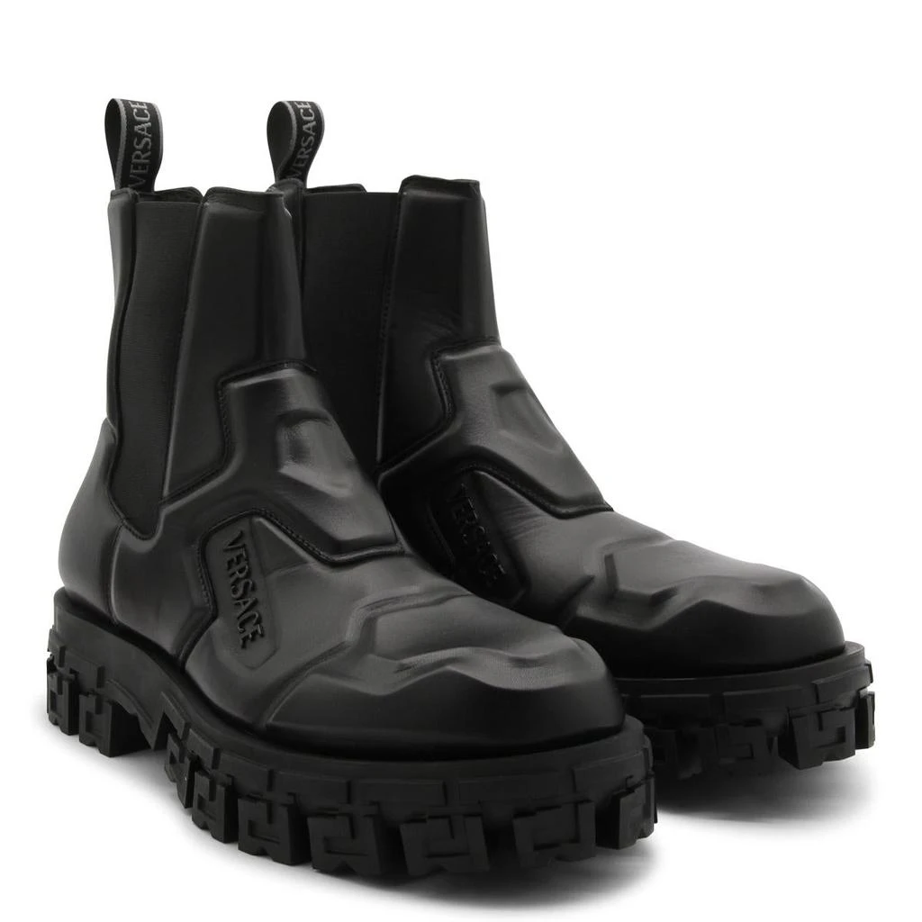 商品Versace|Versace Boots Black,价格¥4574,第2张图片详细描述