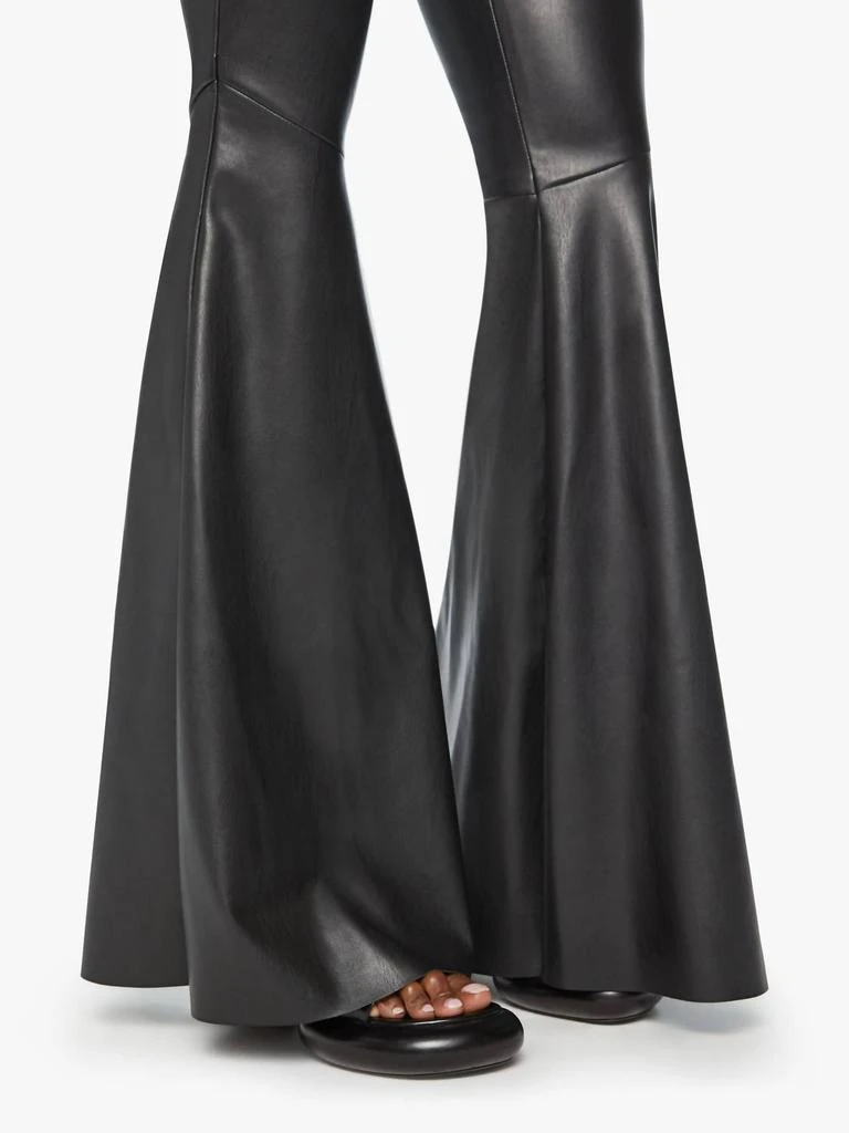 商品MOTHER|The Super Cha Cha Prep Heel Pants In Wax On, Wax Off Black,价格¥1446,第4张图片详细描述