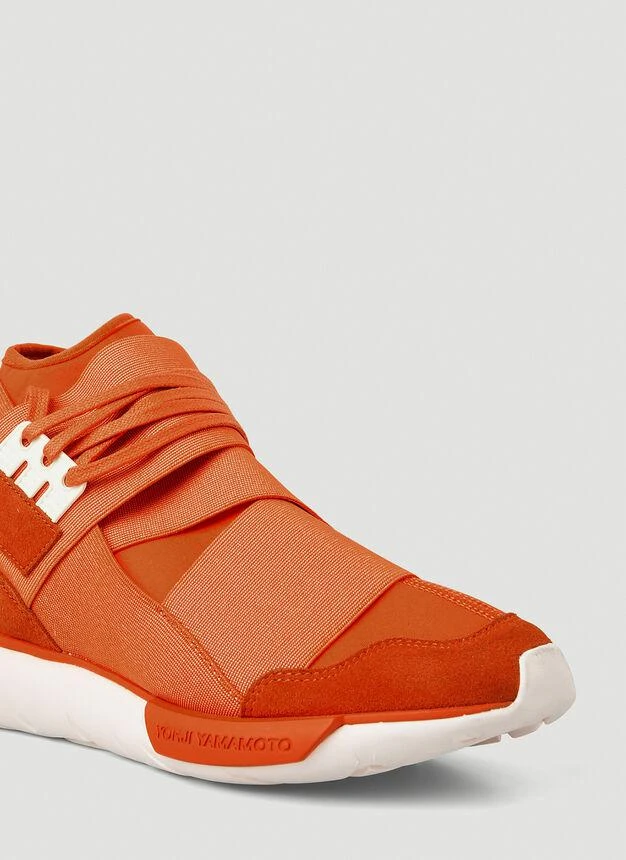 Qasa Sneakers in Orange 商品