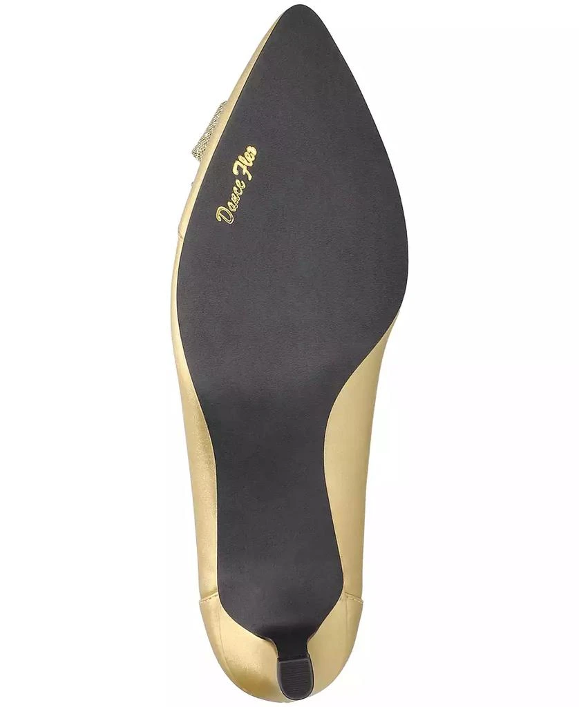 商品Easy Street|Women's Devanna Slip-On Pumps,价格¥311,第5张图片详细描述