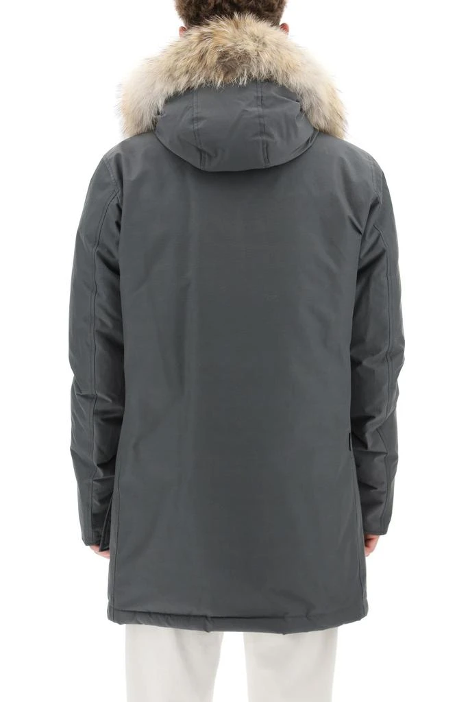 商品Woolrich|Woolrich artic df parka with coyote fur,价格¥4255,第3张图片详细描述