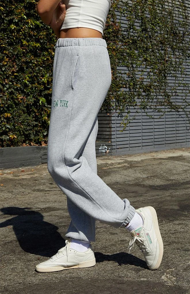 商品John Galt|Heather Grey New York Rosa Sweatpants,价格¥290,第3张图片详细描述