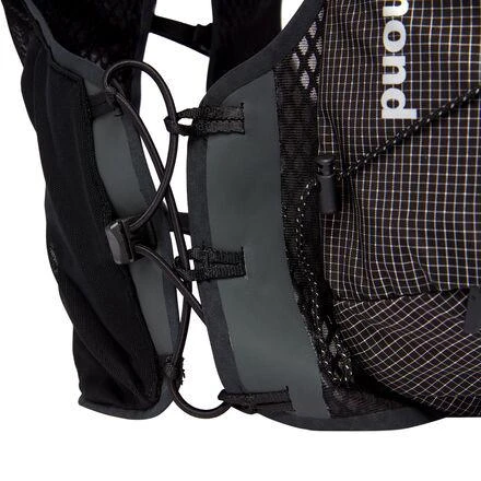 商品Black Diamond|Distance 8L Backpack,价格¥665,第4张图片详细描述